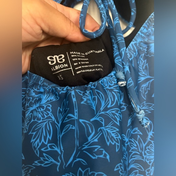 Albion Fit The Muse One-Piece in Mykonos Navy XS - Picture 2 of 2